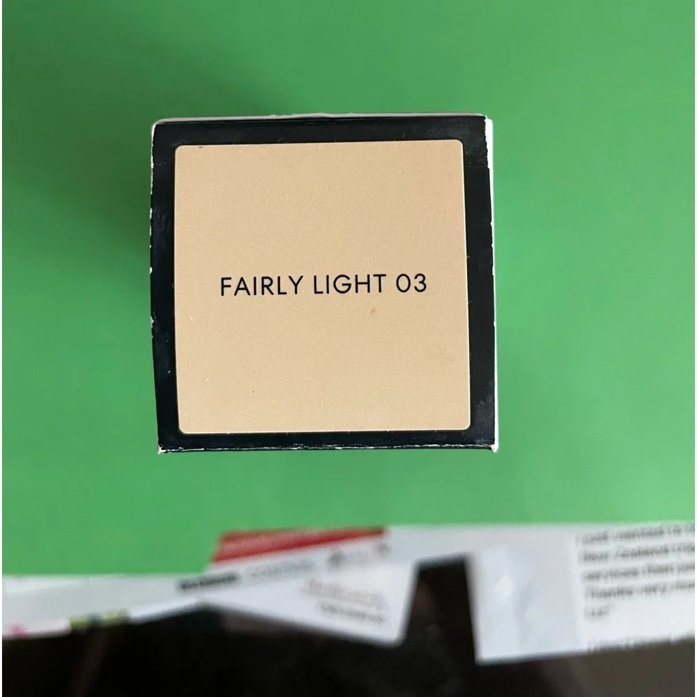 BareMinerals original liquid mineral foundation. Broad-spectrum SPF 20‎  5358